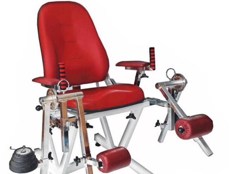 استفاده از صندلی کوادر برای بهبودی عملکرد دامنه حرکتی مفاصل