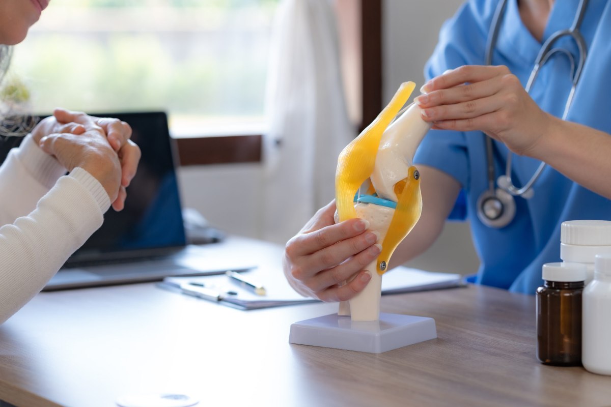 درمان پارگی مینیسک زانو بدون جراحی