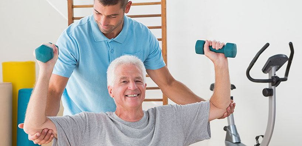 تمرینات فیزیوتراپی برای بهبود تعادل در سالمندان