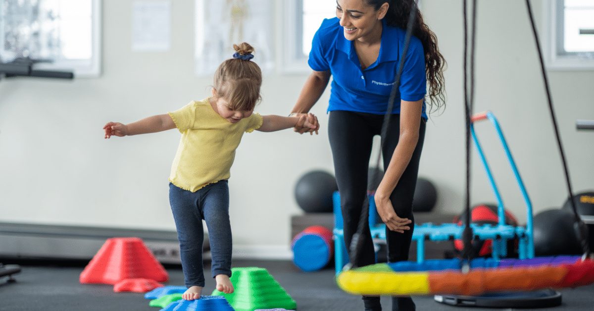 تمرینات فیزیوتراپی در قالب بازی برای کودکان